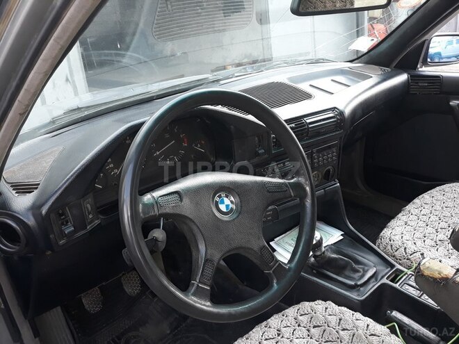 BMW 535 1988, 300,000 km - 3.5 l - Bakı