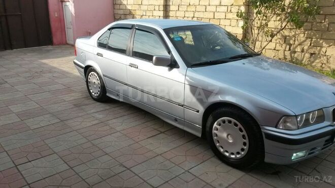 BMW 318 1993, 280,000 km - 1.8 l - Bakı
