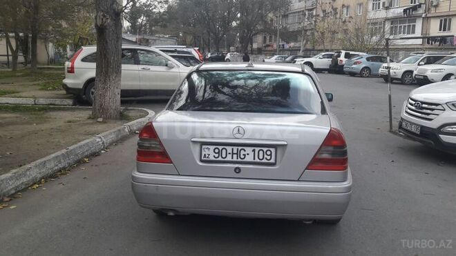 Mercedes C 200 1995, 270,000 km - 2.0 л - Bakı