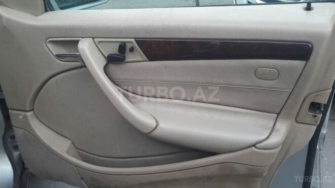 Mercedes C 200 1995, 270,000 km - 2.0 л - Bakı