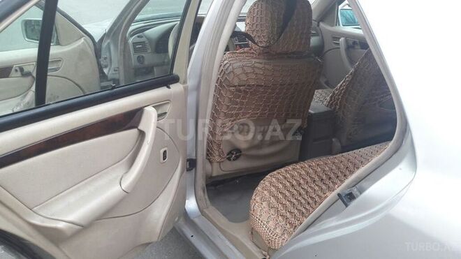 Mercedes C 200 1995, 270,000 km - 2.0 л - Bakı