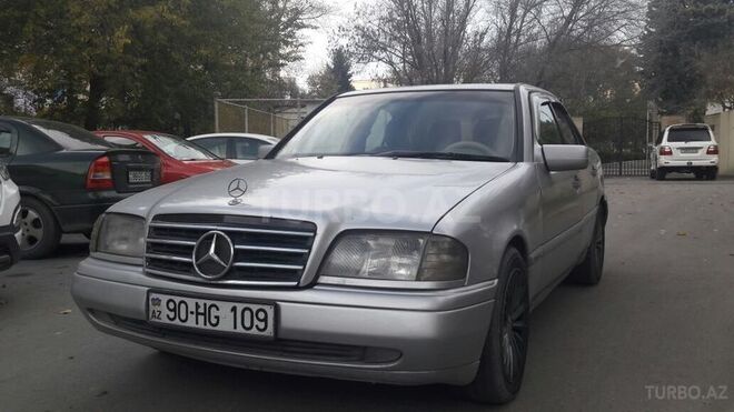 Mercedes C 200 1995, 270,000 km - 2.0 л - Bakı