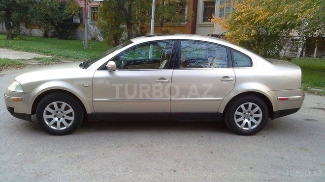 Volkswagen Passat 2002, 242,000 km - 1.8 l - Bakı