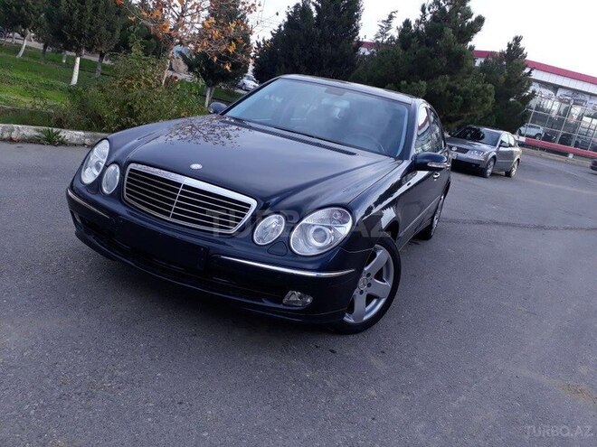 Mercedes E 240 2003, 215,000 km - 2.6 l - Bakı
