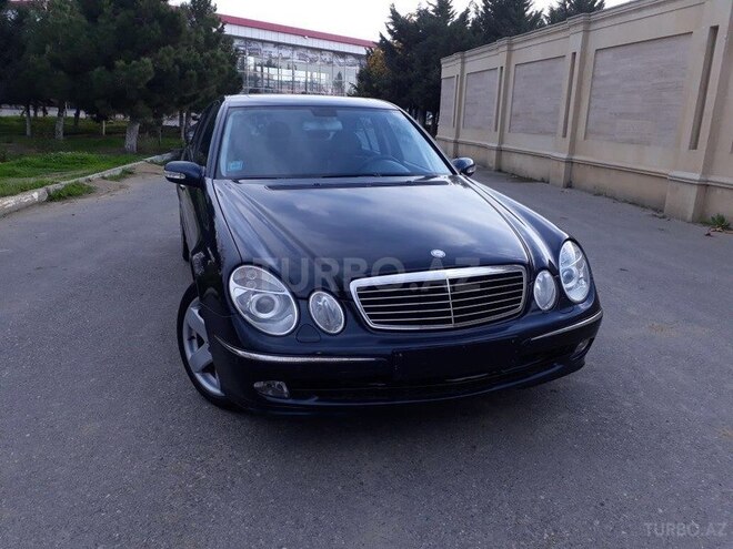 Mercedes E 240 2003, 215,000 km - 2.6 l - Bakı