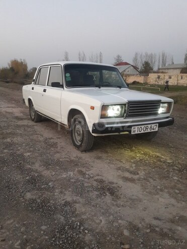 LADA (VAZ) 2107 2005, 133,000 km - 1.6 л - Yevlax