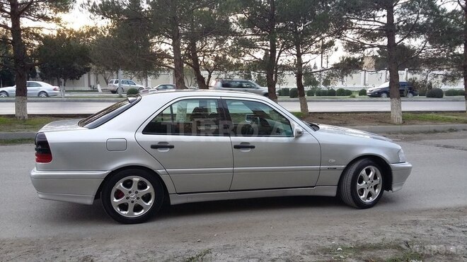 Mercedes C 240 1999, 236,416 km - 2.4 l - Sumqayıt