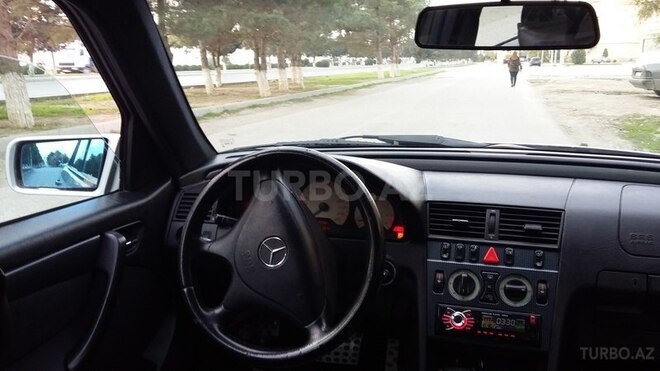 Mercedes C 240 1999, 236,416 km - 2.4 l - Sumqayıt