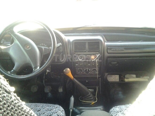 GAZ 31105 2005, 96,800 km - 2.4 l - Şamaxı