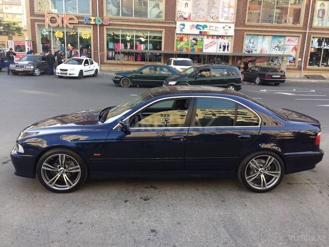 BMW 523 1999, 236,800 km - 2.5 l - Bakı