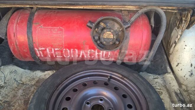 GAZ 3102 2000, 236,000 km - 2.3 l - Mingəçevir