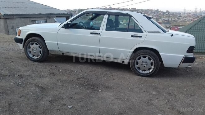 Mercedes 190 1992, 290,000 km - 1.8 l - Bakı