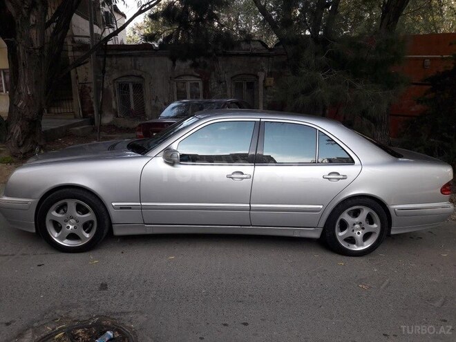 Mercedes E 200 2001, 183,632 km - 2.0 l - Bakı