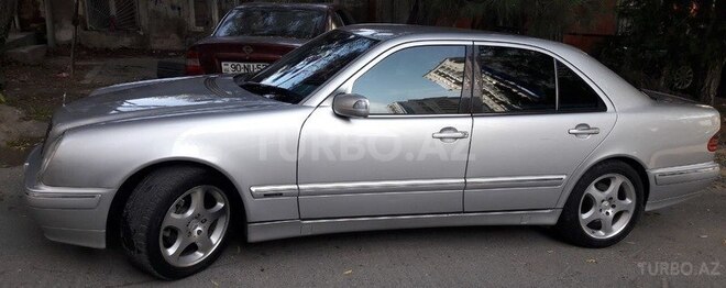 Mercedes E 200 2001, 183,632 km - 2.0 l - Bakı
