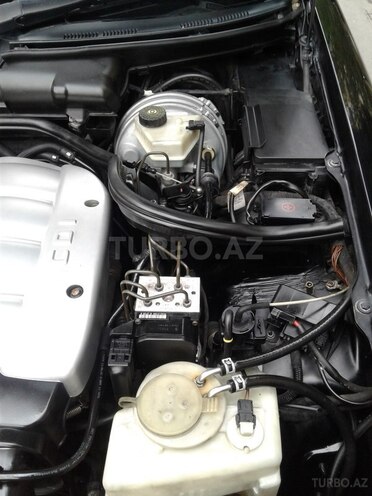 Mercedes E 220 2001, 325,301 km - 2.2 l - Bakı
