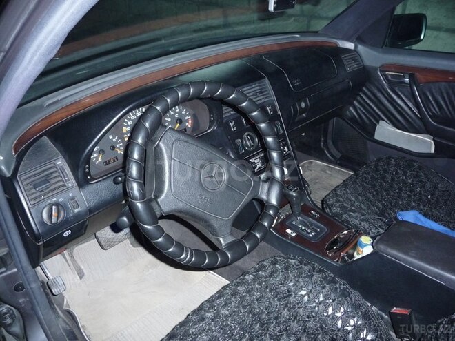 Mercedes C 180 1996, 250,000 km - 1.8 l - Zaqatala
