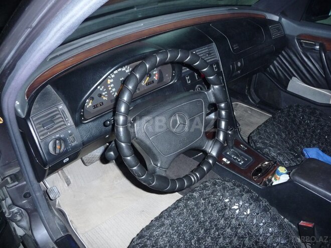 Mercedes C 180 1996, 250,000 km - 1.8 l - Zaqatala