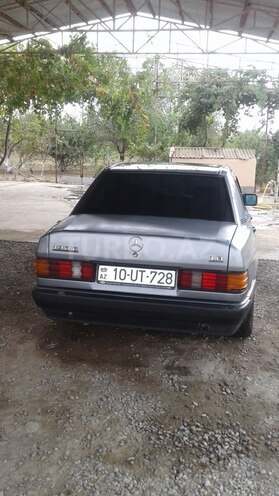 Mercedes E 180 1991, 285,432 km - 1.8 l - Biləsuvar