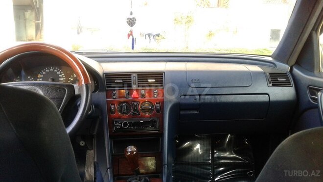 Mercedes C 180 1997, 287,000 km - 1.8 л - Gəncə