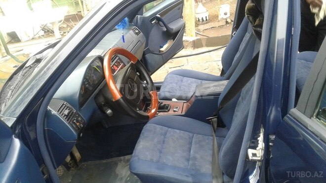 Mercedes C 180 1997, 287,000 km - 1.8 л - Gəncə