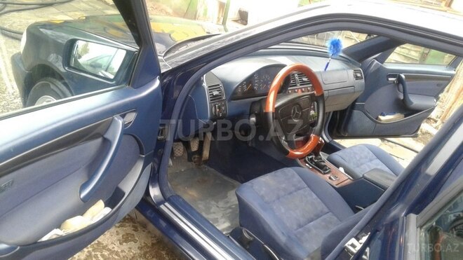 Mercedes C 180 1997, 287,000 km - 1.8 л - Gəncə