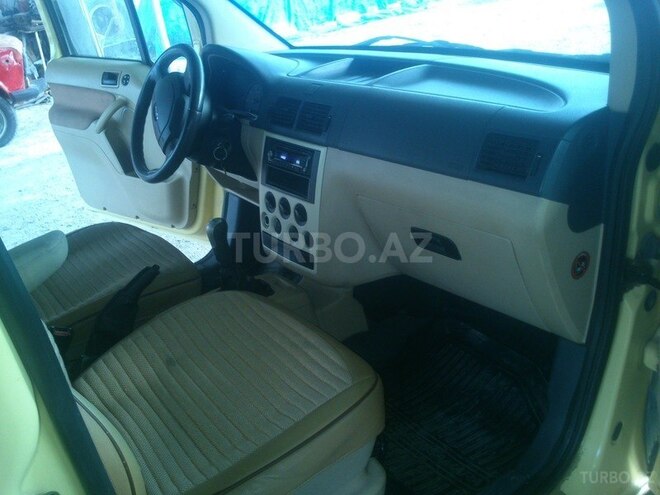 Ford Tourneo Connect 2008, 244,112 km - 1.8 l - Naftalan