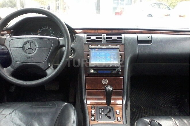Mercedes E 290 1997, 500,000 km - 2.9 l - Bakı