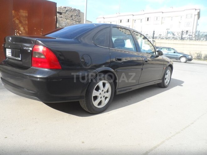 Opel Vectra 2001, 173,000 km - 1.8 l - Bakı