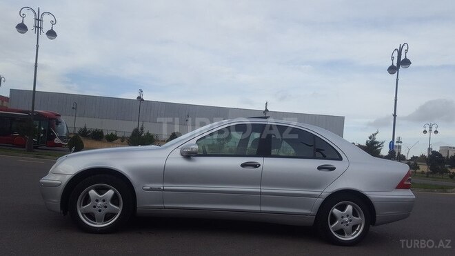 Mercedes C 240 2001, 169,000 km - 2.6 l - Bakı