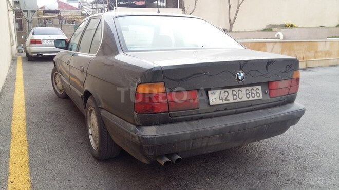 BMW 520 1990, 183,000 km - 2.0 l - Bakı