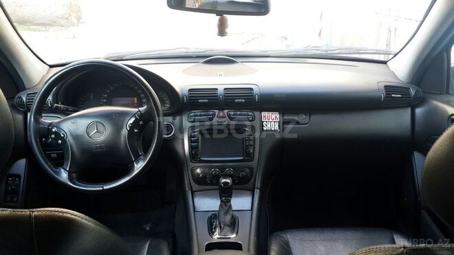 Mercedes C 220 2001, 255,000 km - 2.2 l - Bakı