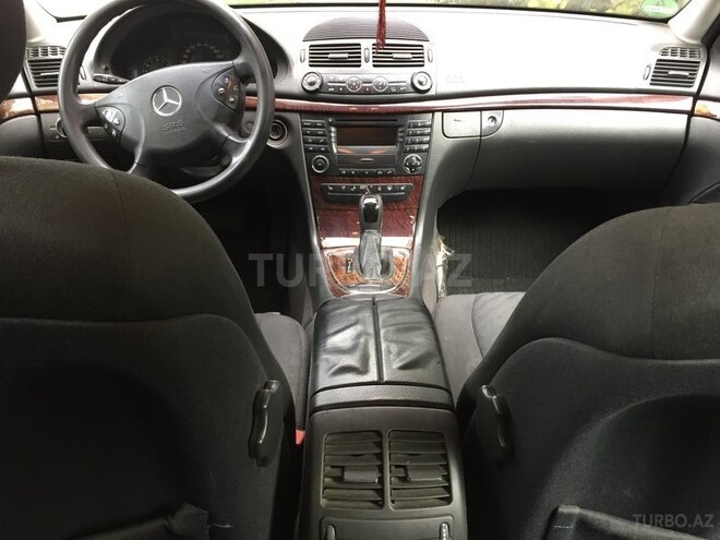 Mercedes E 220 2002, 220,000 km - 0.2 л - Bakı