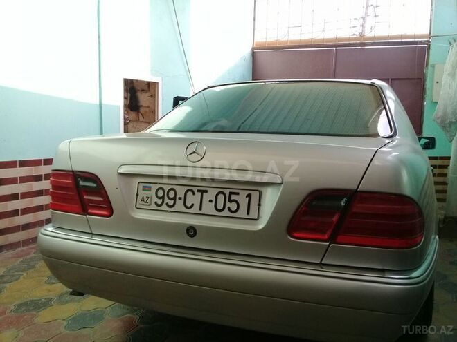 Mercedes E 200 1998, 304,000 km - 2.0 l - Bakı