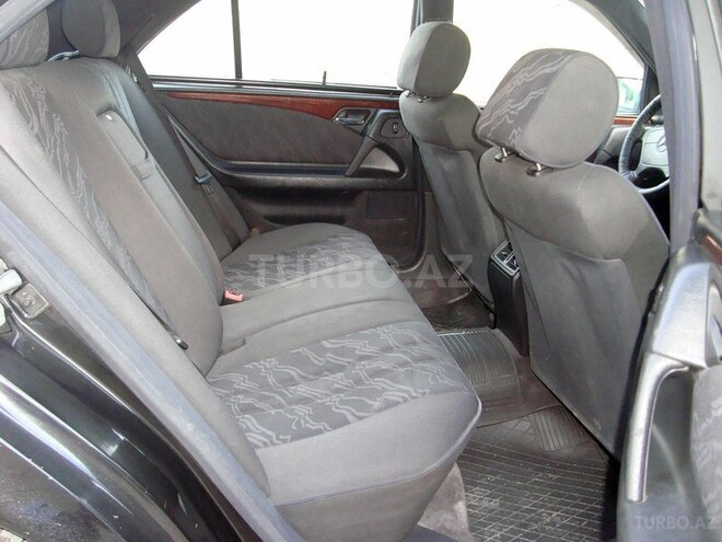Mercedes E 200 1998, 245,000 km - 2.0 l - Bakı