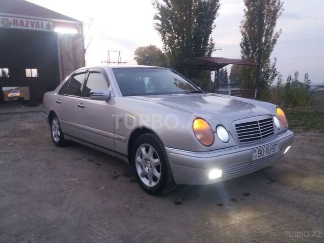 Mercedes E 220 1998, 264,350 km - 2.2 l - Ağstafa