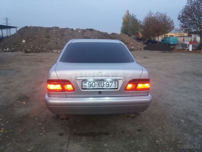 Mercedes E 220 1998, 264,350 km - 2.2 l - Ağstafa