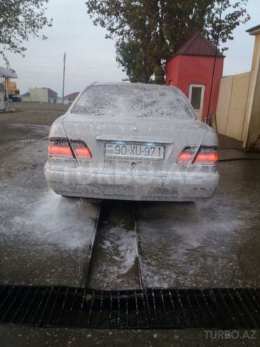 Mercedes E 220 1998, 264,350 km - 2.2 l - Ağstafa