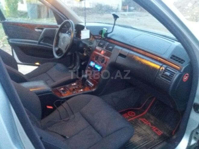 Mercedes E 220 1998, 264,350 km - 2.2 l - Ağstafa