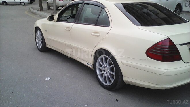 Mercedes E 200 2009, 202,000 km - 1.8 л - Xırdalan