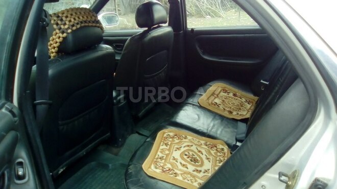 Hyundai Sonata 1996, 200,080 km - 0.2 l - Ucar