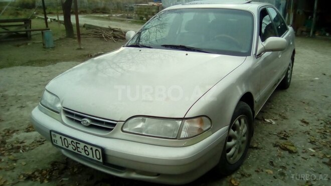 Hyundai Sonata 1996, 200,080 km - 0.2 l - Ucar