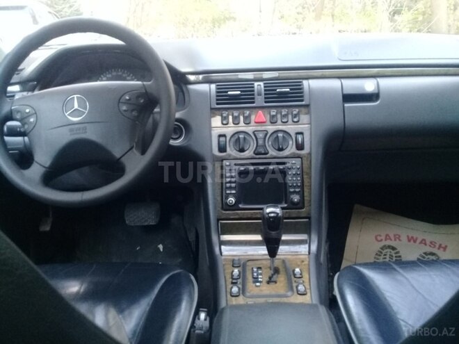 Mercedes E 320 2000, 296,000 km - 3.2 l - Bakı