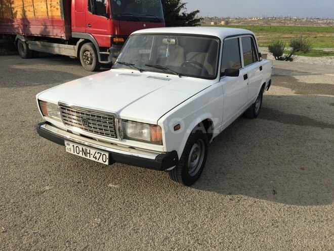 LADA (VAZ) 2107 2004, 179,000 km - 1.6 л - Bakı
