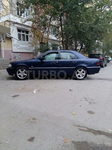 Mercedes C 220 1998, 288,675 km - 2.2 l - Sumqayıt