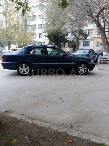 Mercedes C 220 1998, 288,675 km - 2.2 l - Sumqayıt