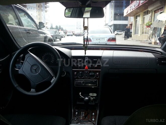 Mercedes C 240 1998, 255,000 km - 2.4 l - Bakı