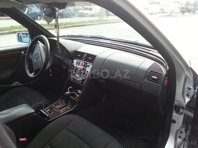 Mercedes C 240 1998, 255,000 km - 2.4 l - Bakı