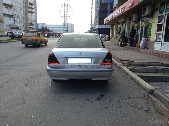 Mercedes C 240 1998, 255,000 km - 2.4 l - Bakı