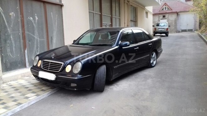 Mercedes E 320 2000, 296,000 km - 3.2 l - Bakı