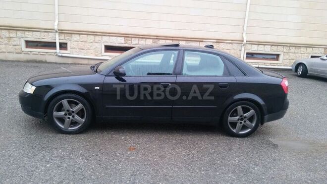 Audi A4 2003, 193,000 km - 1.8 l - Şamaxı